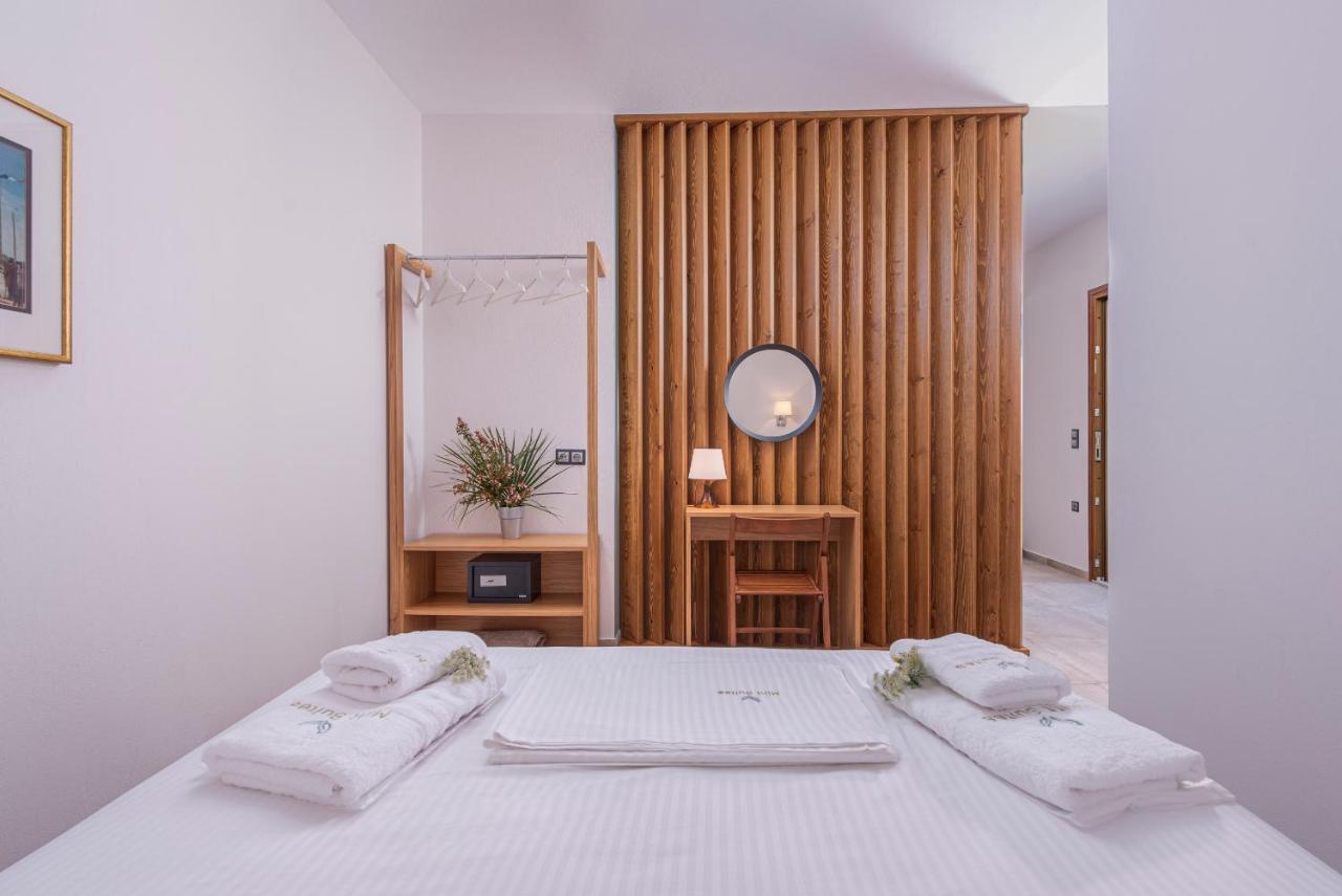 Mint Retreat Suites (Adults Only) Καλάνδρα Εξωτερικό φωτογραφία