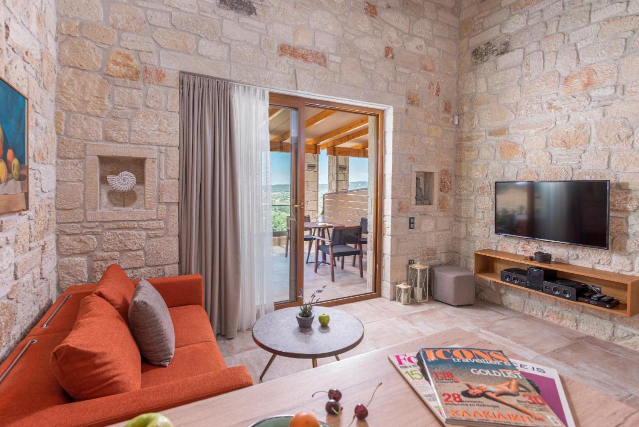 Mint Retreat Suites (Adults Only) Καλάνδρα Εξωτερικό φωτογραφία
