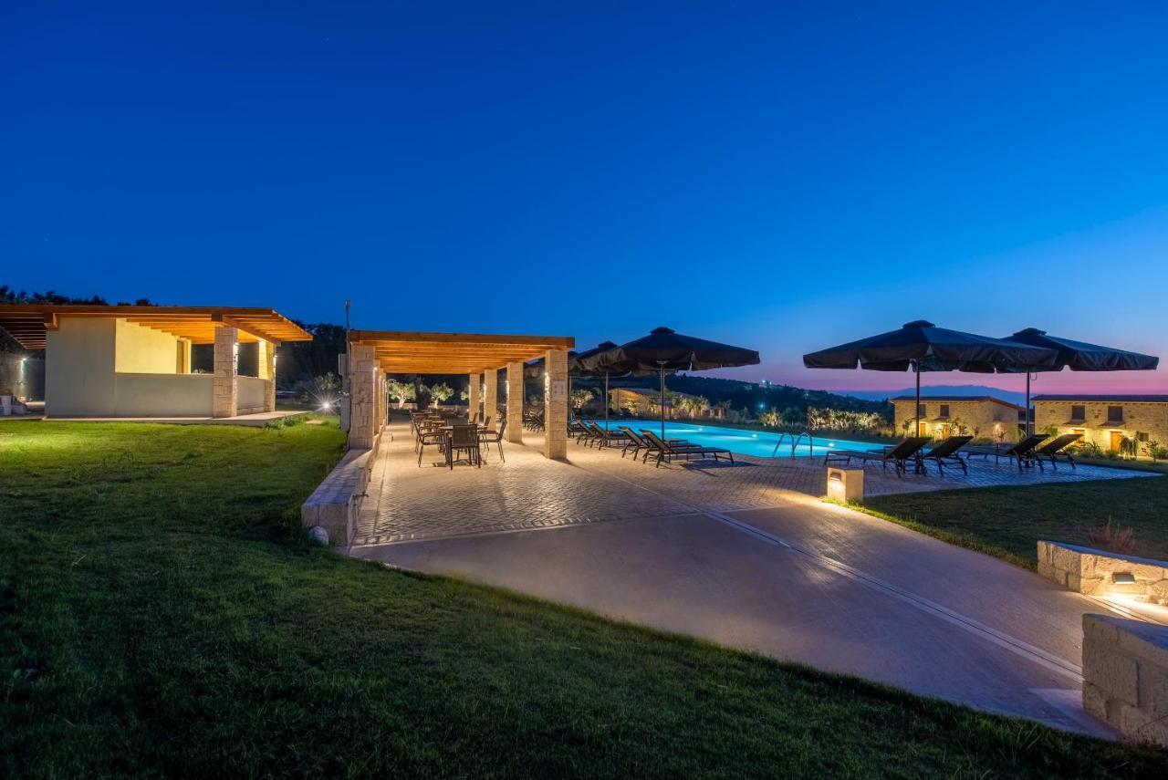Mint Retreat Suites (Adults Only) Καλάνδρα Εξωτερικό φωτογραφία