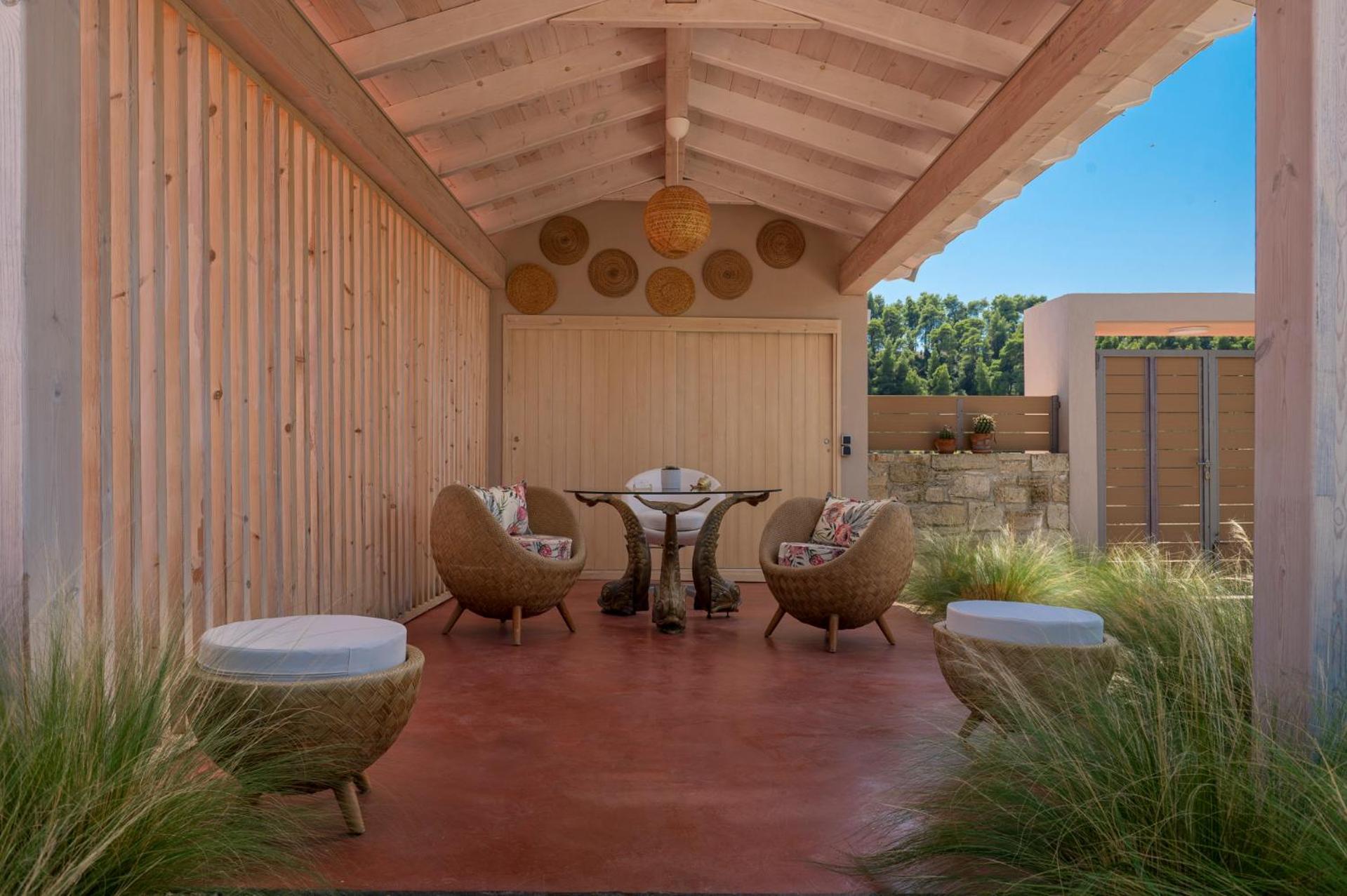Mint Retreat Suites (Adults Only) Καλάνδρα Εξωτερικό φωτογραφία